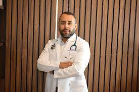 Dr. Israel Cervantes Sánchez