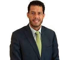 Dr. Roberto Carlos Macías Cervantes